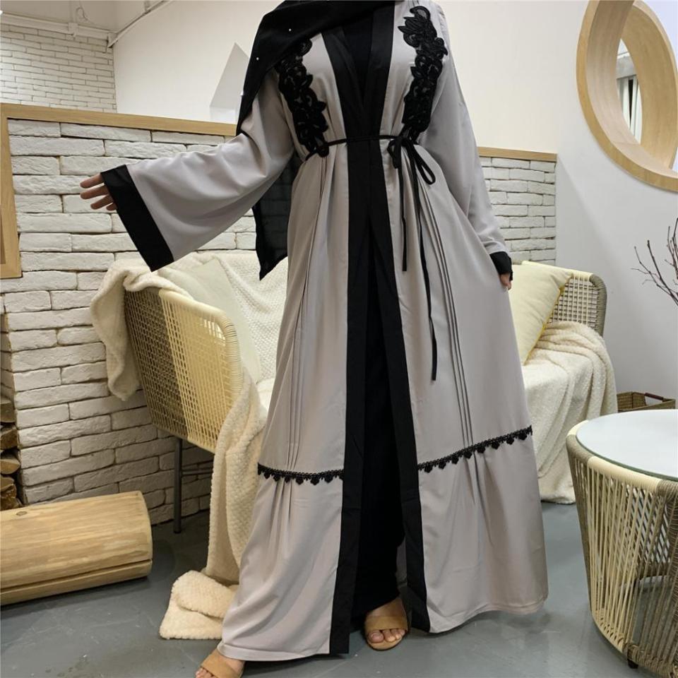 kimono abaya blanc face