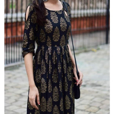 Conception simple de Kurta