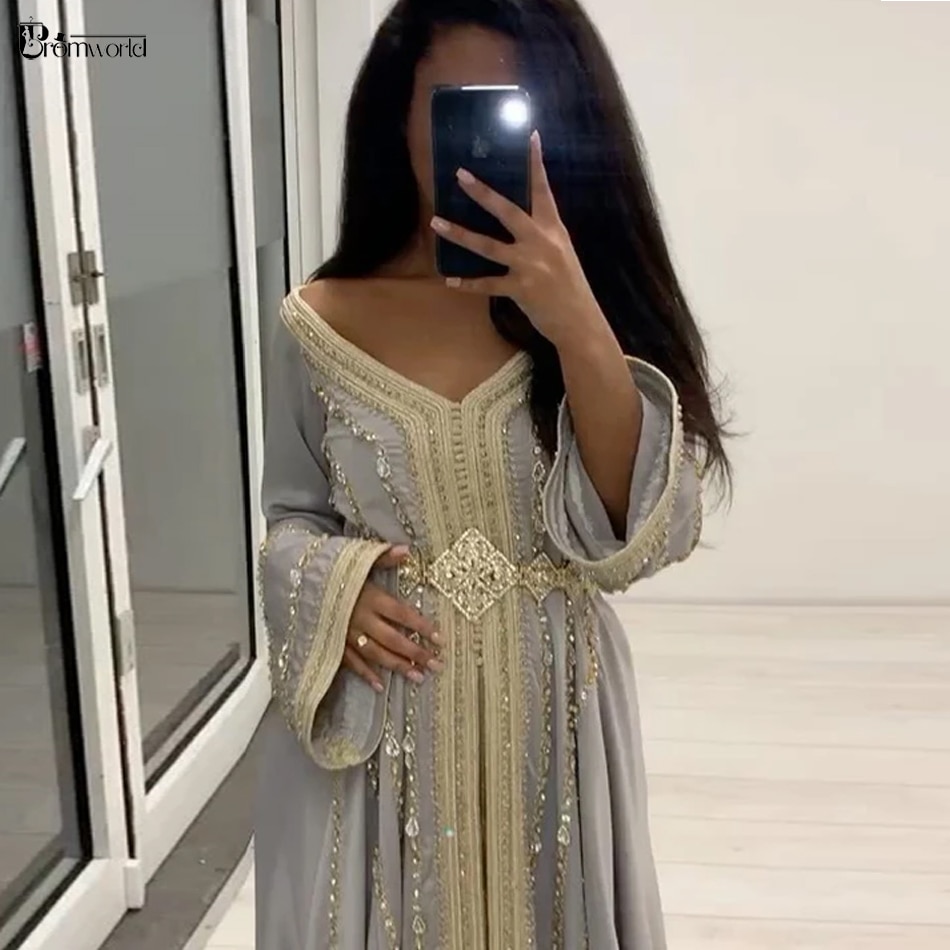 caftan gris